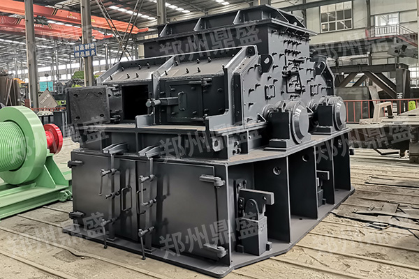 XPCS雙轉(zhuǎn)子制砂機(jī)01